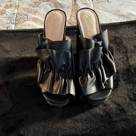 Shellys London Black Ruffled Heels - Picture 1 of 7